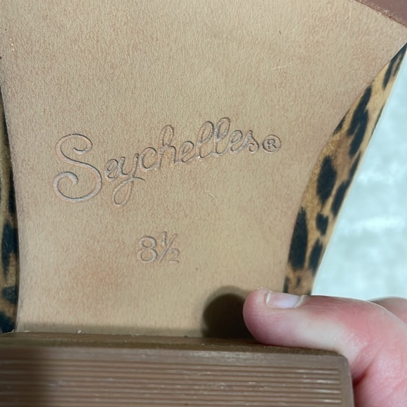 Anthropologie Seychelles NWOT leopard print suede ankle boots size 8.5 - Picture 4 of 5